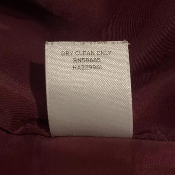 NWOT Halogen Raspberry Red Pencil Skirt Career Womens Size 6P (1523) - Picture 5 of 5